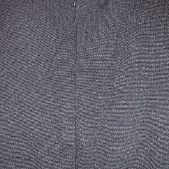 Black Dress - Picture 4 of 7